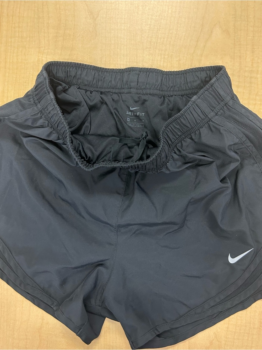 Nike & ASICS size medium lot of 3 Athletic Shorts - Picture 5 of 12